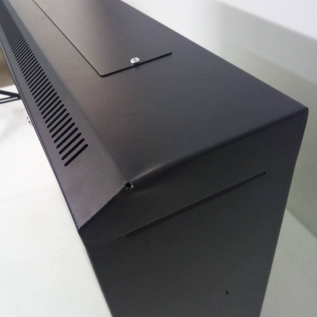 Armadio rack 19 '' a muro 9U 600x150x505mm parete con anta in metallo SOHORack