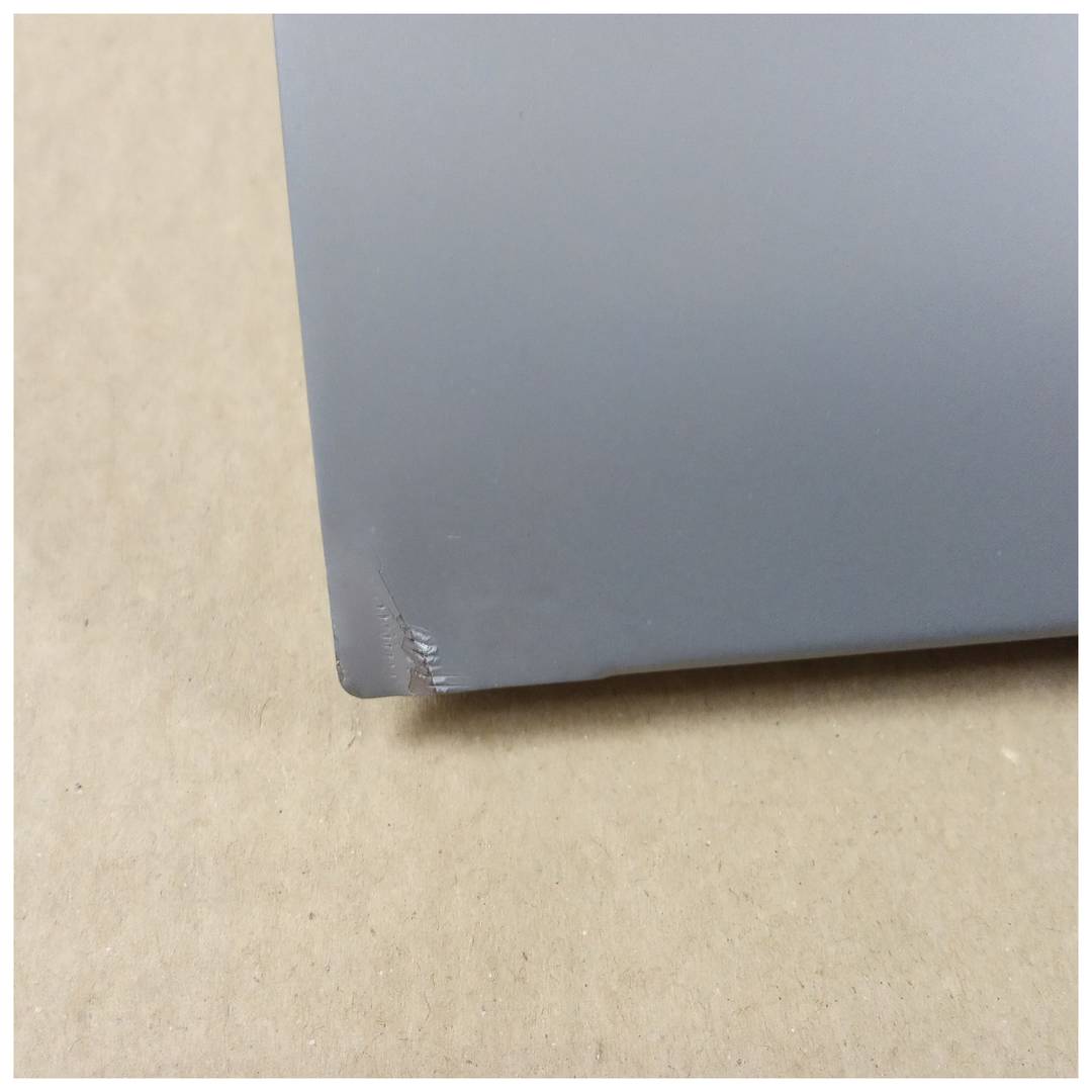 Szara metalowa skrzynka na listy i pocztę 212 x 71 x 306 mm