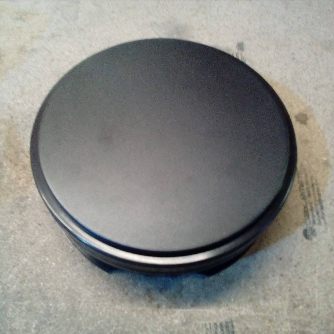 15 cm electric rotating base. Black rotating platform