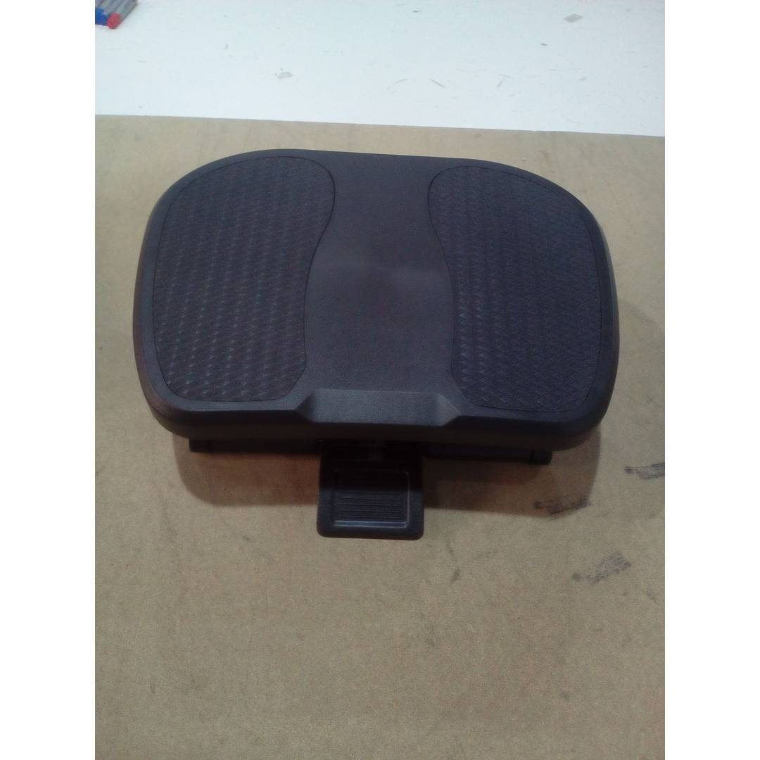 Footrest with adjustable platform in black plastic 424 x 283 mm with 3 heights
