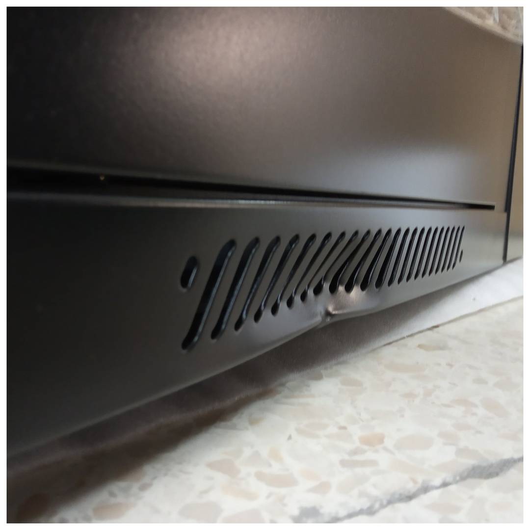 Armari rack mural 19 '' pivotant 12U 600x600x635mm paret SOHORack de RackMatic