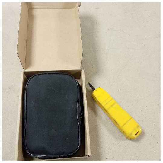 RJ45-Tester mit Sonde und LCD-Display