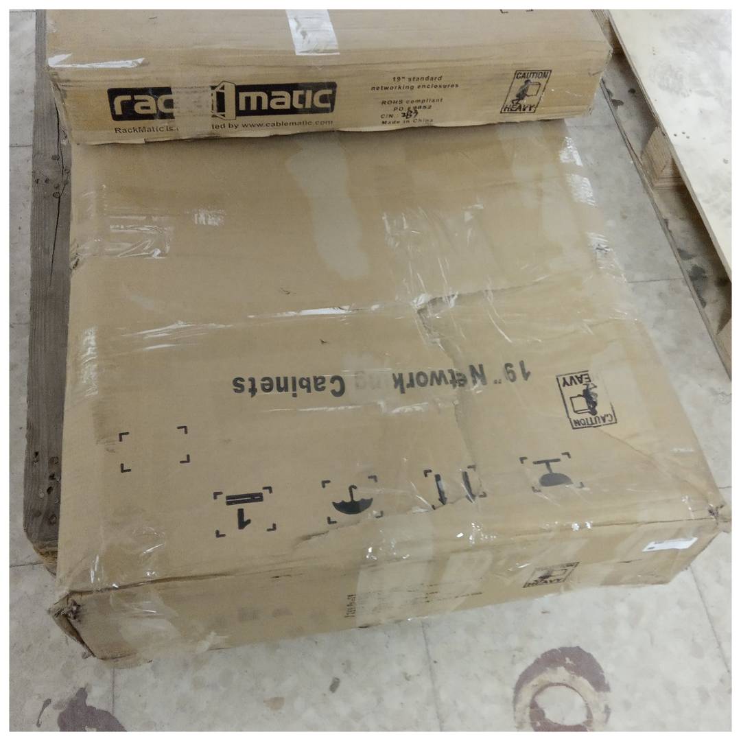 Armoire rack 19'' debout 29U 600x800x1400mm MobiRack by RackMatic