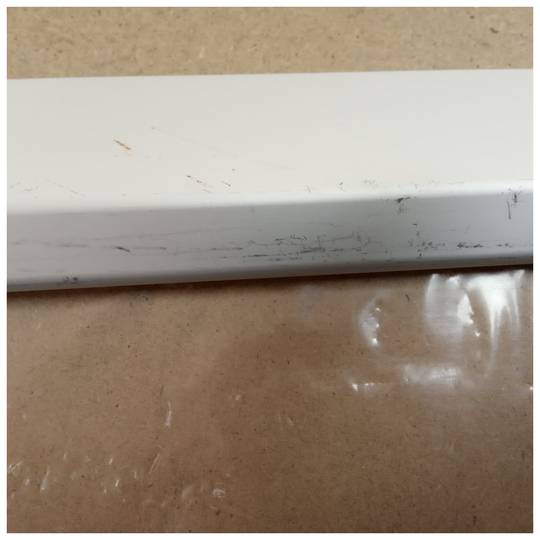 Binario per porta scorrevole 2m con copertura neutra in MDF