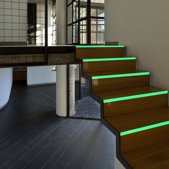 Fita luminosa autoadesiva e auto-recarregável em amarelo 5mx2cm