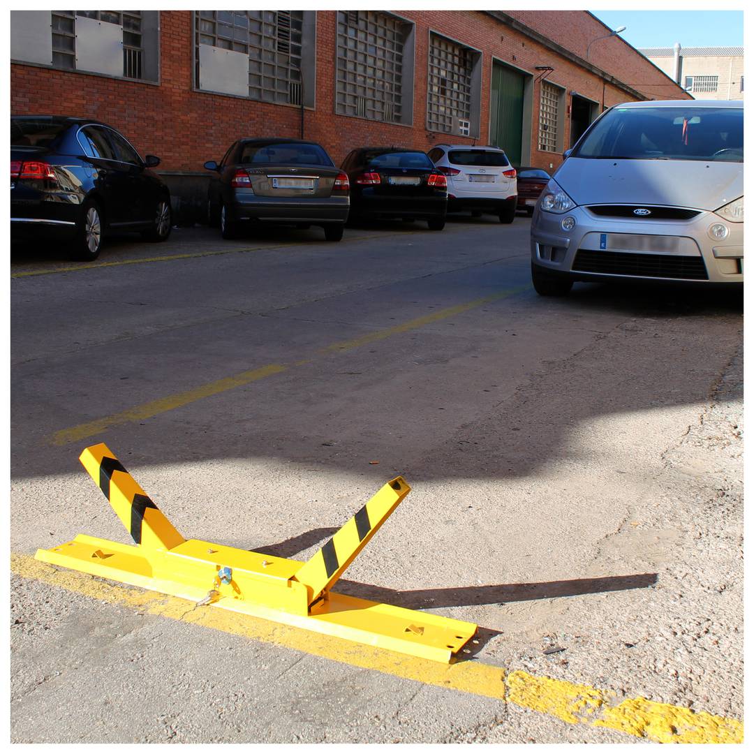 Składana metalowa bariera parkingowa typu K.