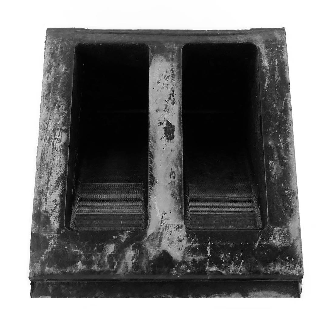 Bloco de borracha para carros e caminhões. Cunha de rodas para autocaravanas 290x325x270 mm