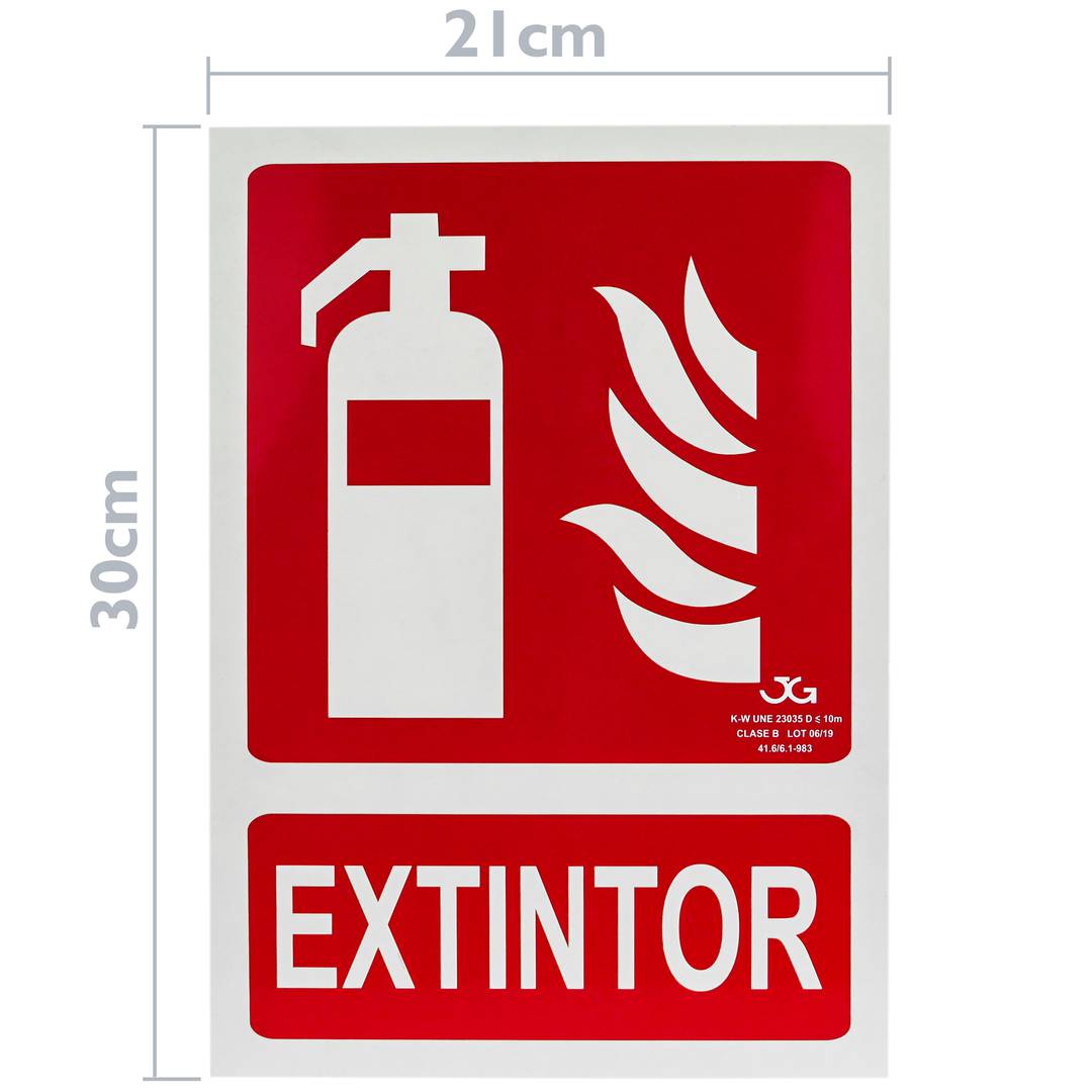 Fire extinguisher sign 21 x 30 cm. Luminescent signal