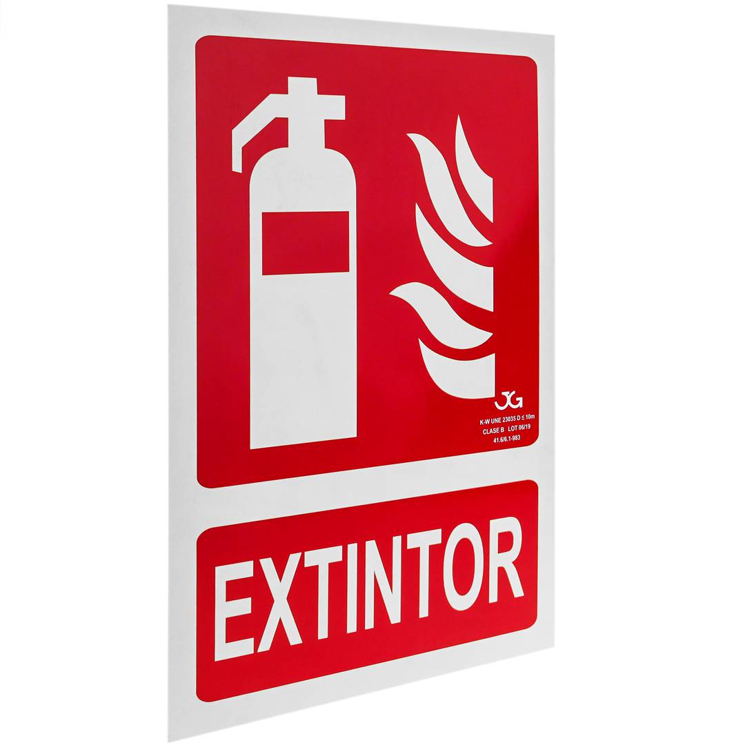 Fire extinguisher sign 21 x 30 cm. Luminescent signal