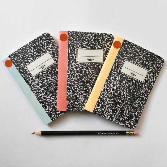 Roll of 500 orange round adhesive labels 19 mm