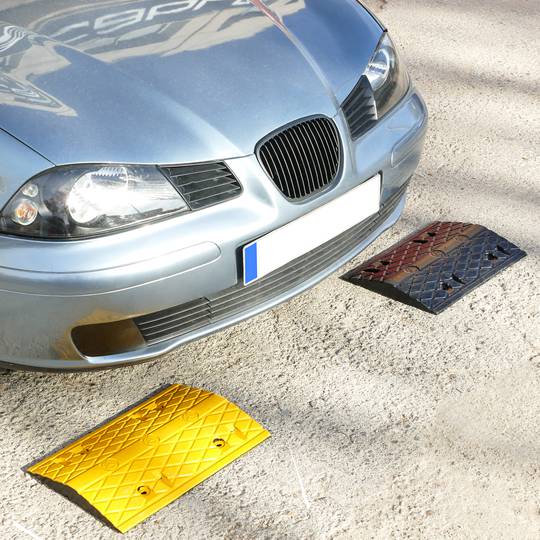 Fahrbahnschwellen bremsschwelle verkehr für ahrzeuge 500x340x50mm  2-pack