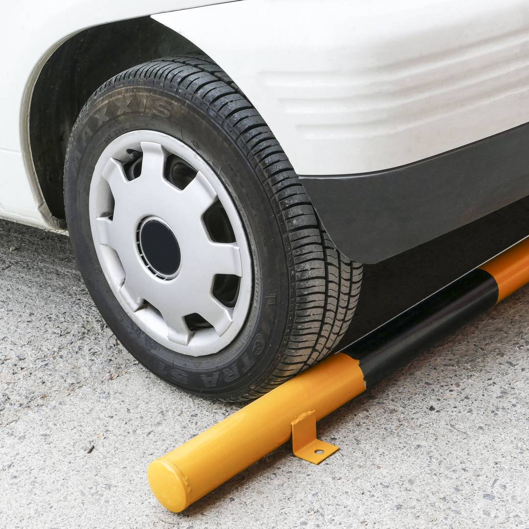 Fermaruota per parcheggi in metallo 200 cm per ruota e parcheggio