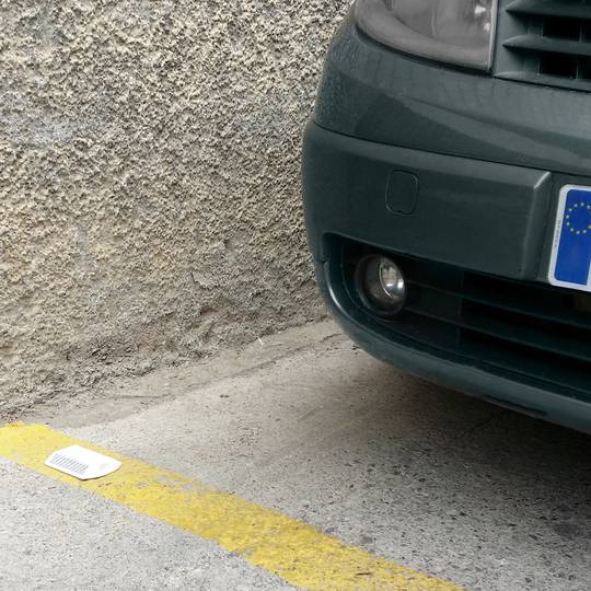 Reflector de carretera captafaros para suelo de plástico blanco 103 x 89 x 19 mm