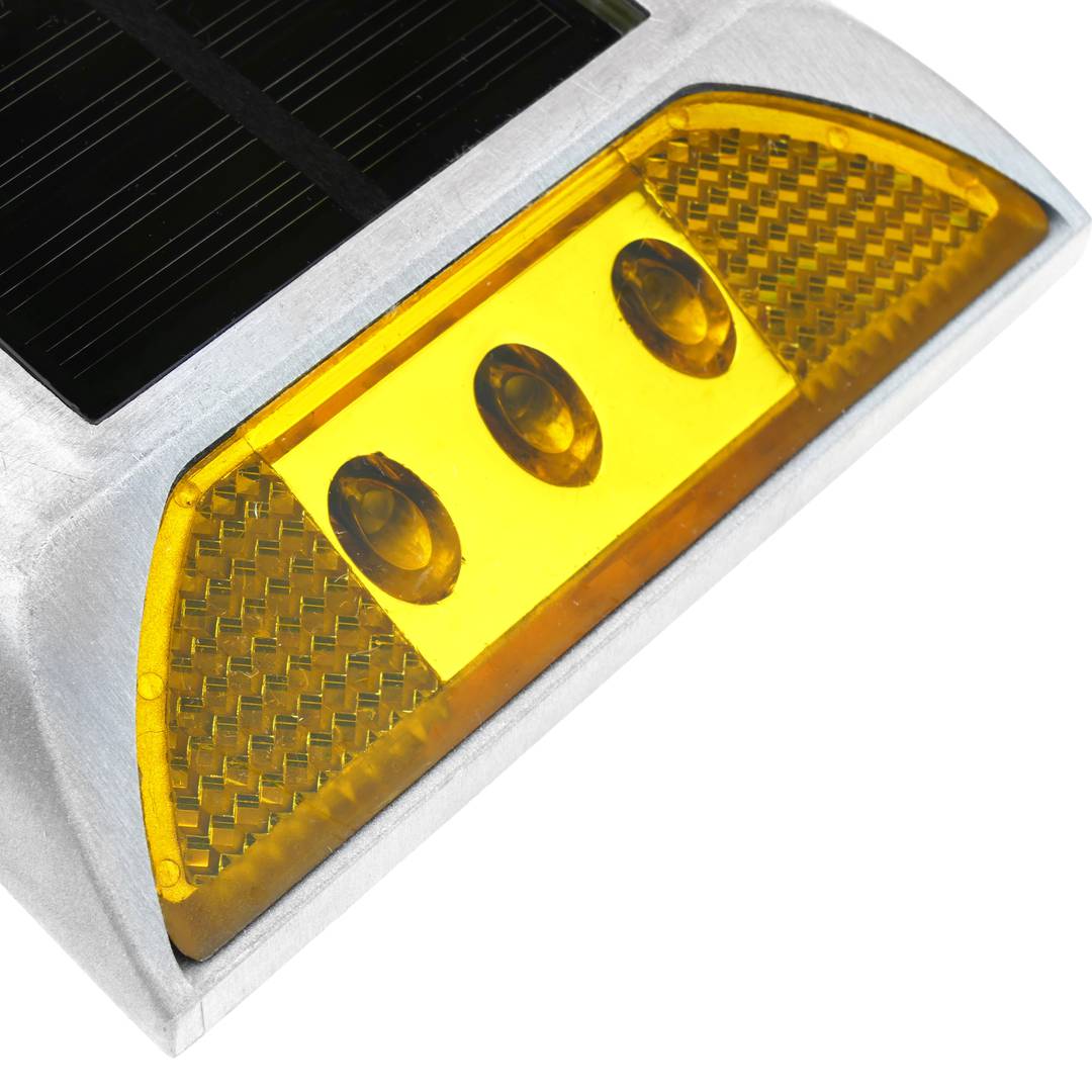 Panneaux de signalisation solaires à LED avec des performances normales  réfléchissantes - Acheter le produit Panneaux de signalisation solaires à  LED avec des performances normales réfléchissantes sur