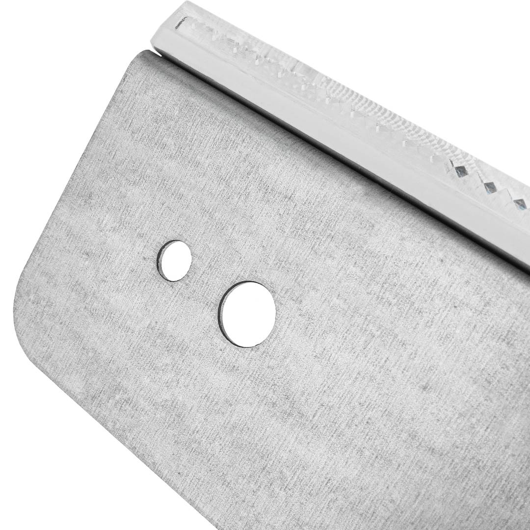Road reflector 18 x 180 mm. White metal wall catchers