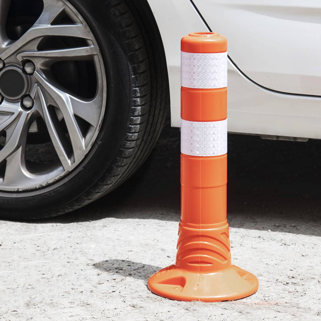 Poteau de signalisation et balisage de circulation 450 x 200 mm avec catadioptres