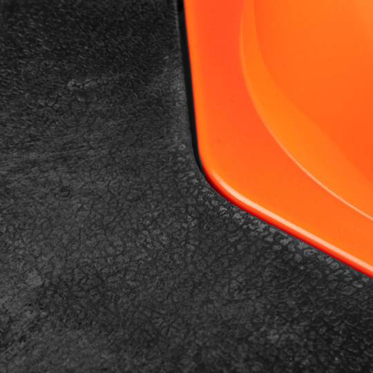 Base en caoutchouc hexagonale pour cône de signalisation 40 cm