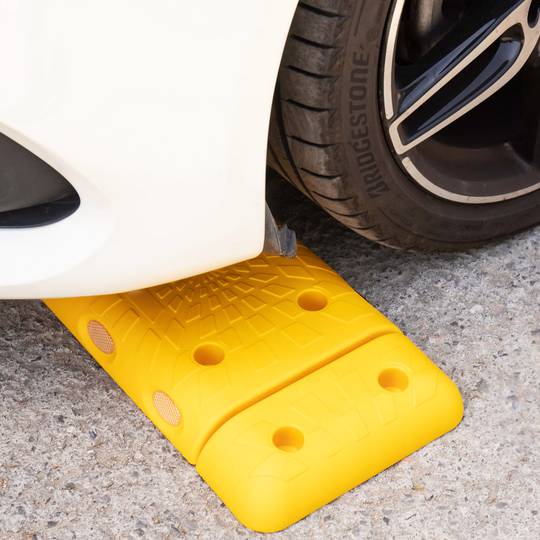 Redutor de velocidade para carros amarelo 100 x 250 x 50 mm