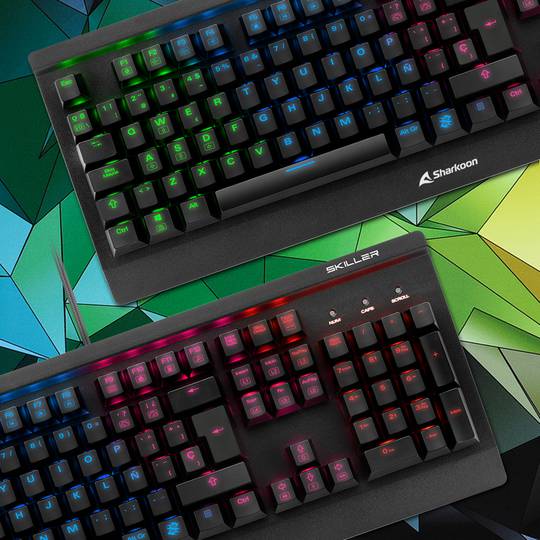 Tastiera da gioco meccanica Sharkoon SGK3 con switch USB marrone RGB