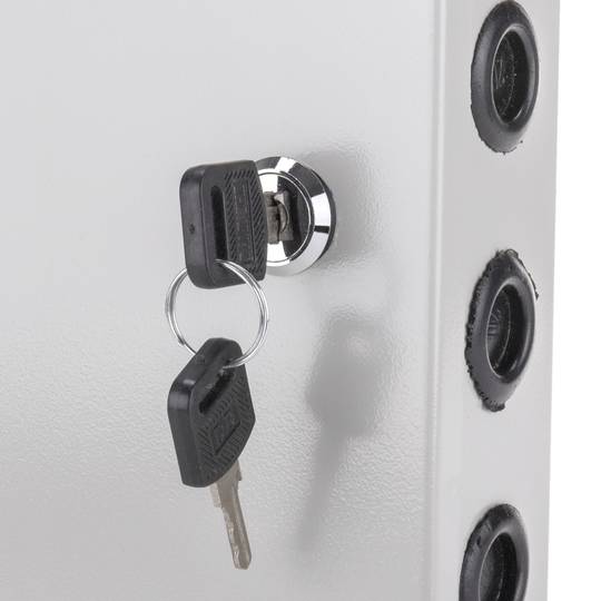 Alimentatore centralizzato 9 porte 12VDC 10A