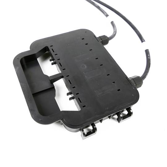 Caja de conexión eléctrica solar fotovoltaica MC4 20A 1000V 135x120mm
