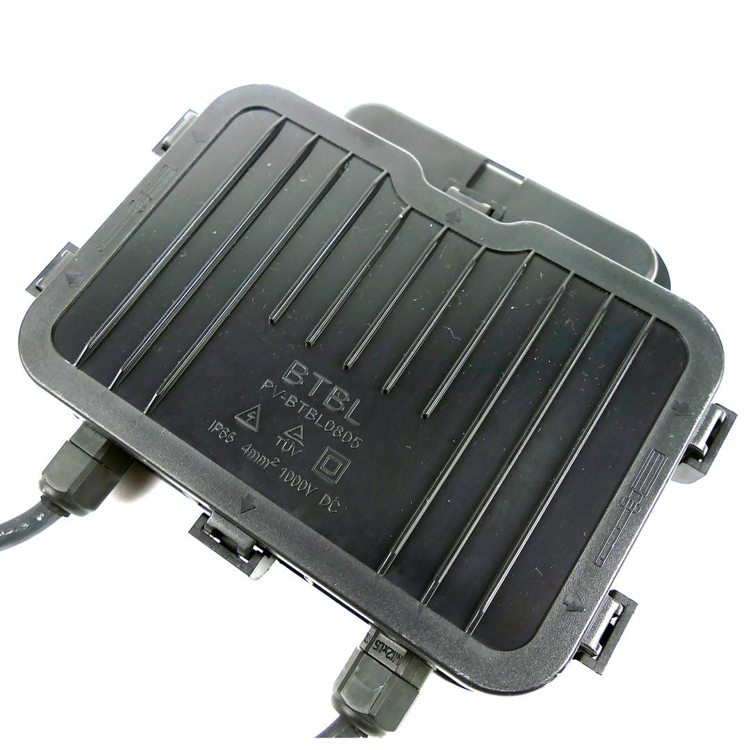 Caja de conexión eléctrica solar fotovoltaica MC4 20A 1000V 135x120mm
