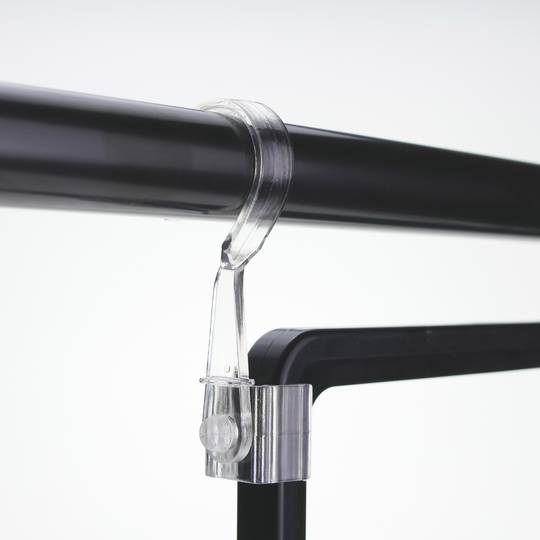 Gancho de fixação lateral para pendurar cartazes com armação de plástico