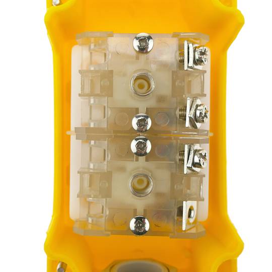 Pudełko z 2 chwilowymi przyciskami z serii LAY5