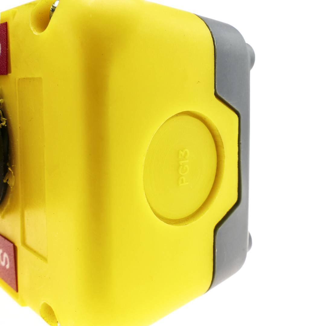 Caixa de 1 polsador momentani i parada d'emergència de la sèrie LAY5