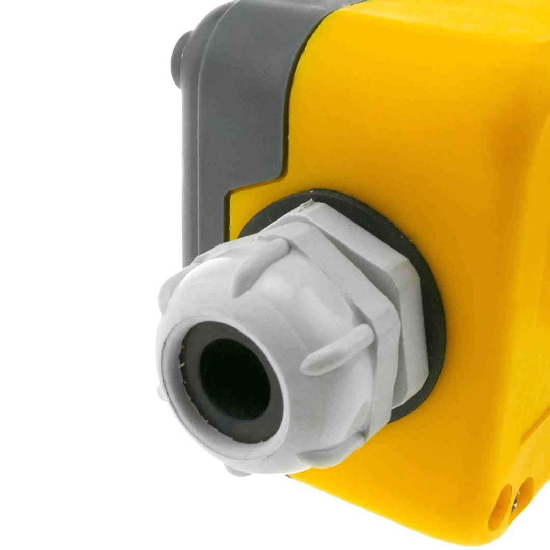 Control box with 2+2+2 momentary push button by LAY5 series