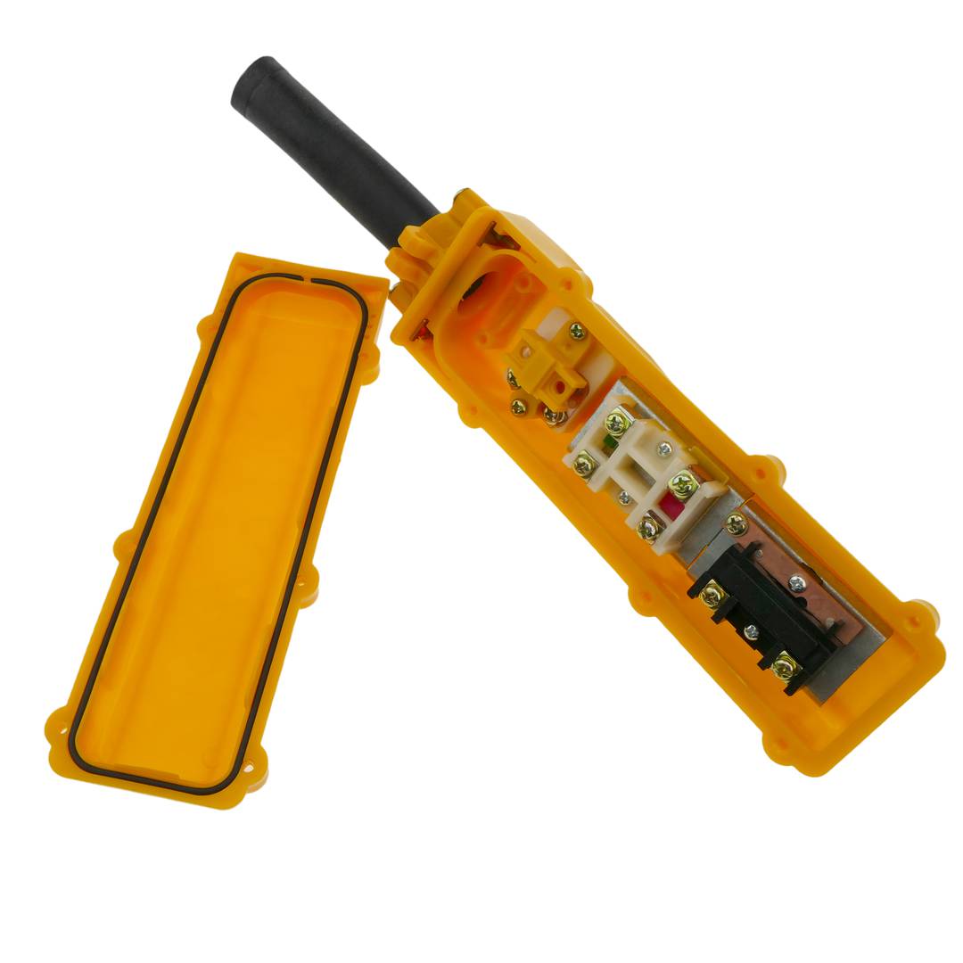 Doos met 2 drukknoppen en 2 schakelaars en noodstop uit de COB-serie