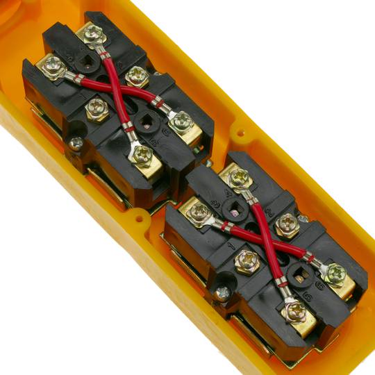 Caixa de controle com 2+2 botões momentâneos pela série COB 70x65x230mm