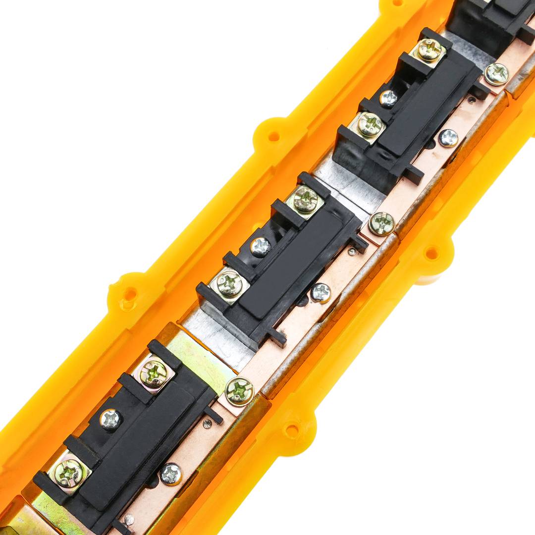 Boîte de commande avec 2+2+2+2+2 boutons poussoirs momentanés série COB