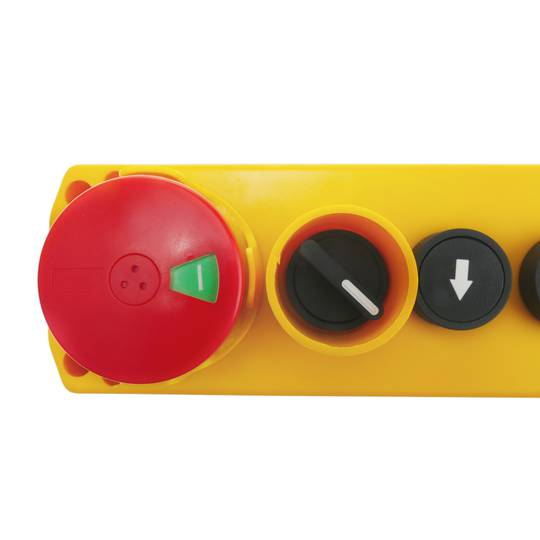 Pudełko z 3 przyciskami chwilowymi i wyłącznikiem awaryjnym oraz selektorem serii LAY5