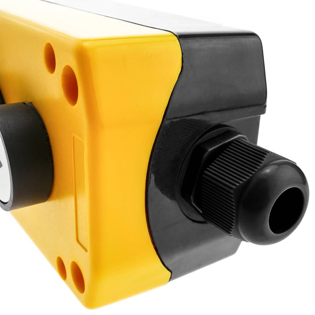 Pudełko z 3 przyciskami chwilowymi i wyłącznikiem awaryjnym serii LAY5