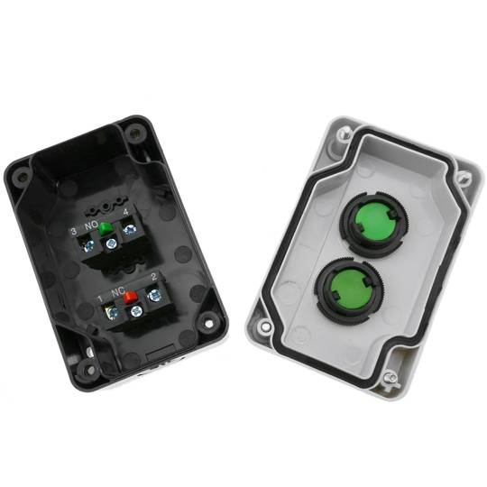 Caja de control gris/blanco con 2 pulsadores momentáneos verde 1NO rojo 1NC con símbolos