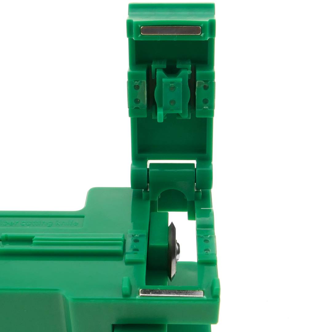 Compact precision cutting machine for fiber optics SKL-8A