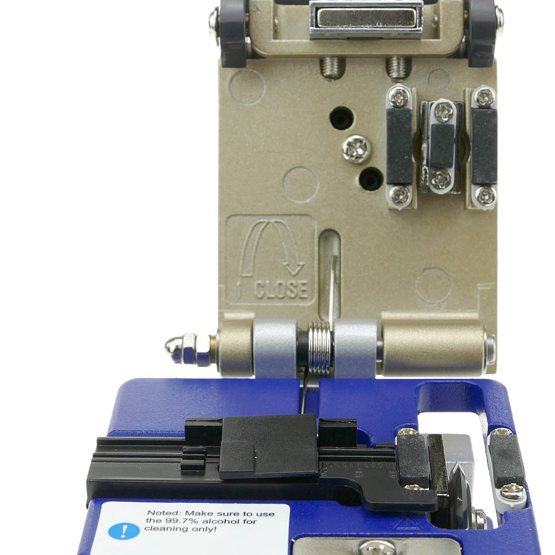 Precision cutting fiber optic FC-6S
