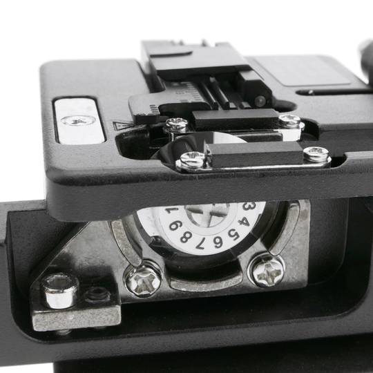 Precisione in fibra ottica di taglio SKL-60S