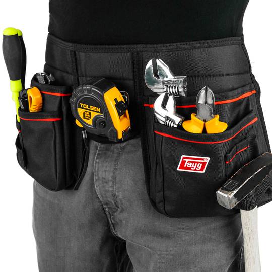 Tool belt with 2 nail bags and 2 hammer straps