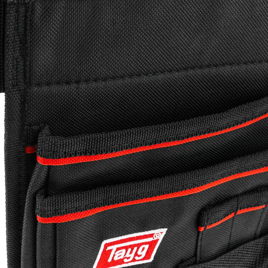 Tool belt with 2 nail bags and 2 hammer straps