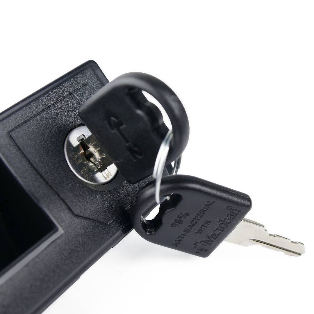 Replacement lock for locker RackMatic in black
