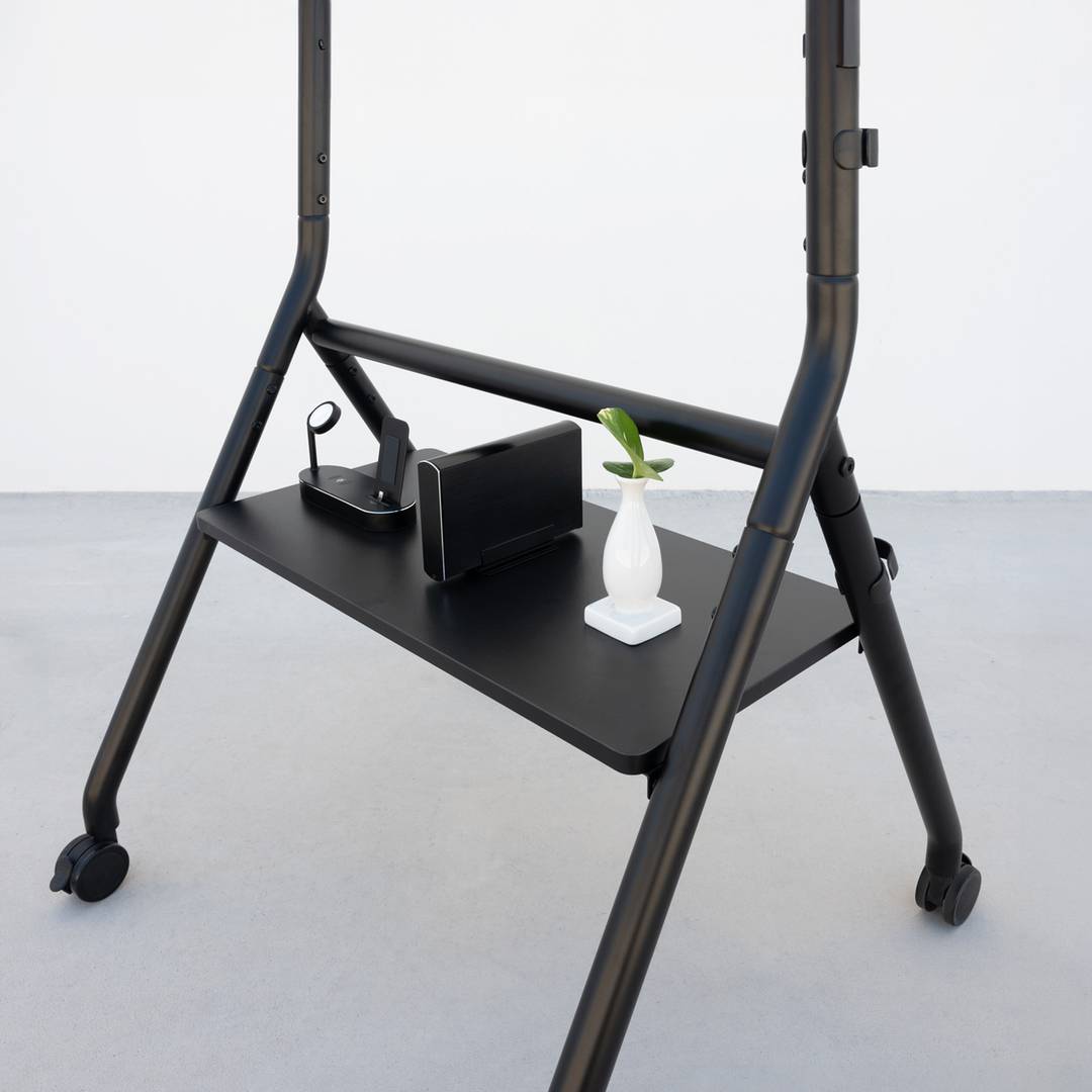 Bodenständer mit Rollen für 37