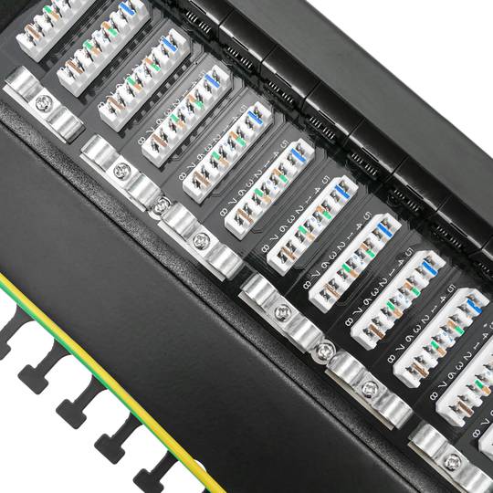 Patch panel 10