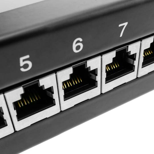Patch panel 10