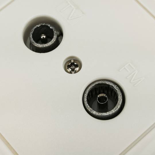 TV + FM coaxiale antennebasis (mannelijk + vrouwelijk)