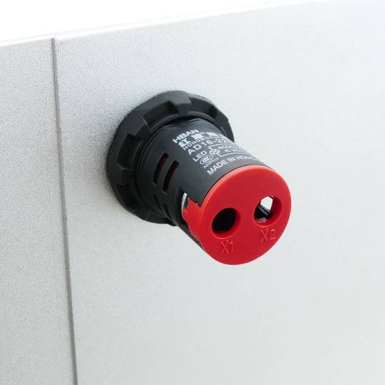 Llum pilot LED de 22 mm per panells de control 220 VAC vermell