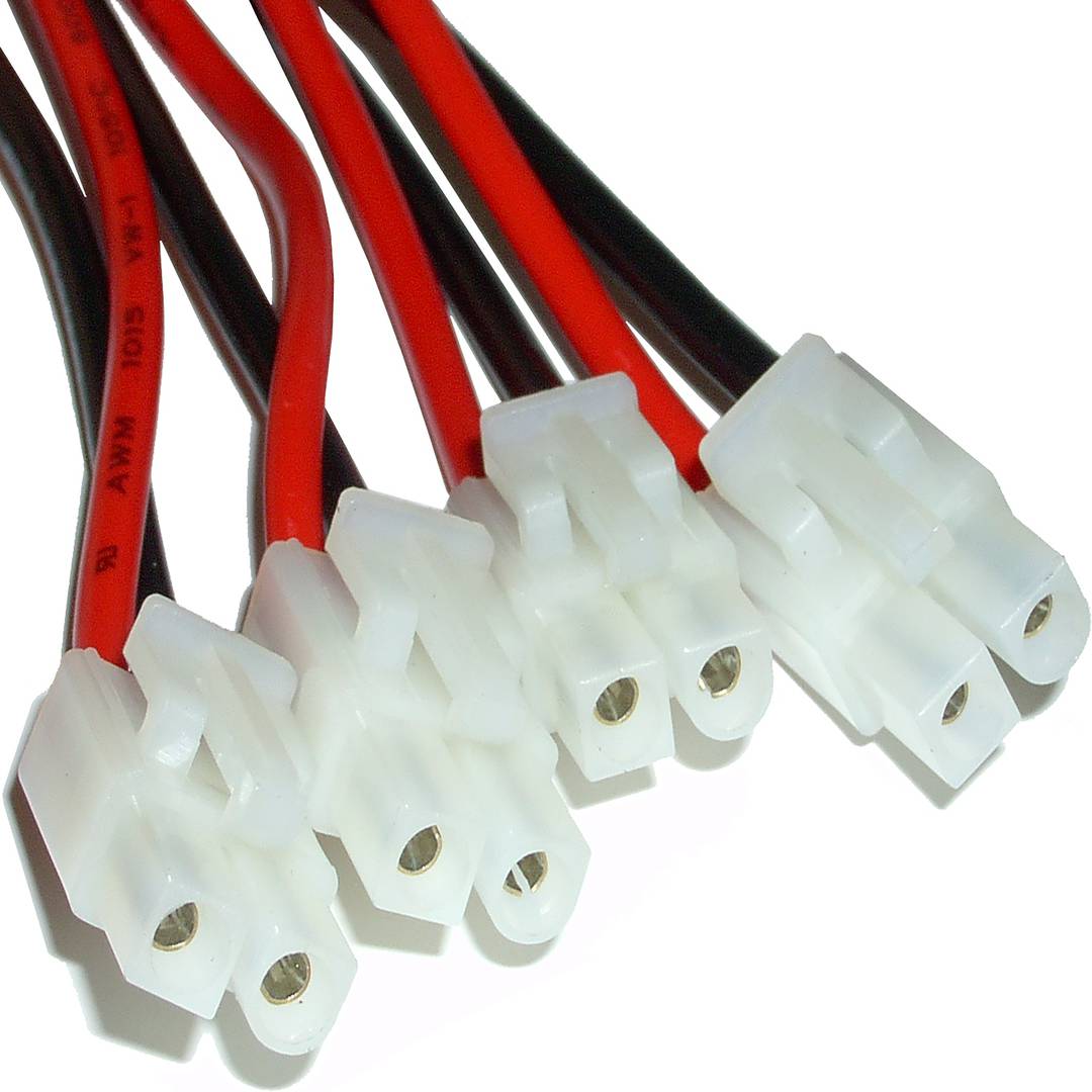 Câble adaptateur compatible avec Tamiya série de 1 x mâle à 4 x femelle 300mm