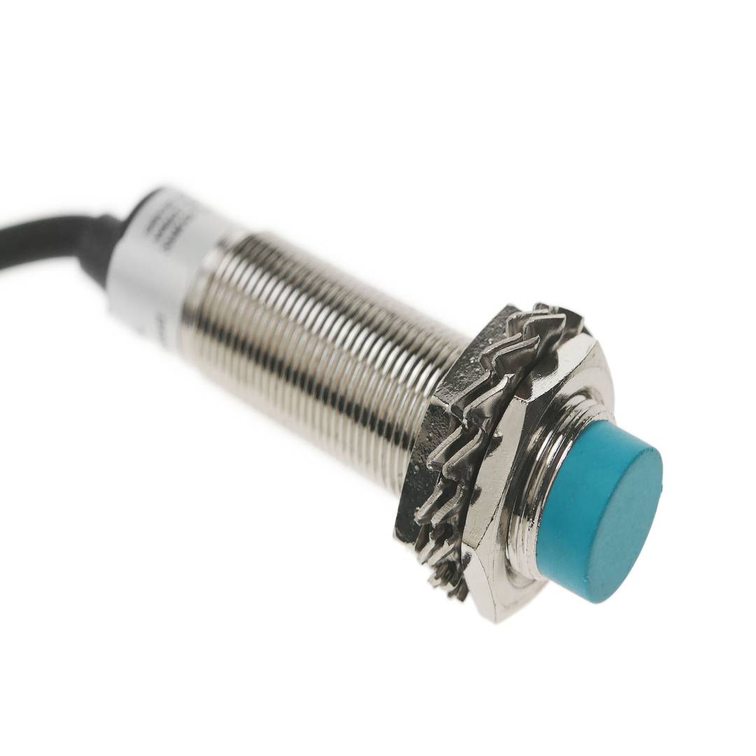 Approach proximity sensor inductive 6-36 VDC PNP NO M17 Sn:8mm