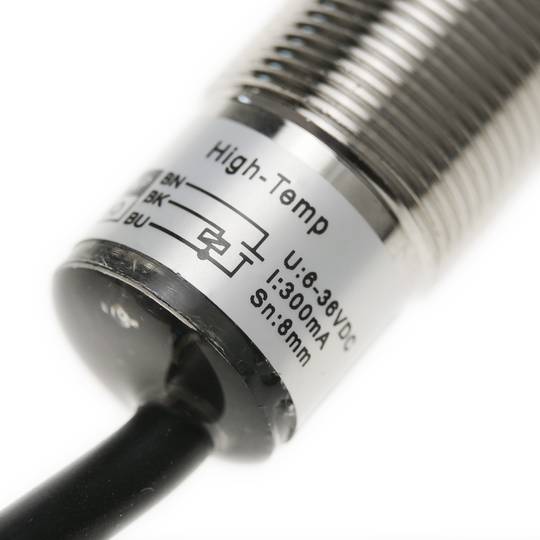 Approach proximity sensor inductive 6-36 VDC PNP NO M17 Sn:8mm